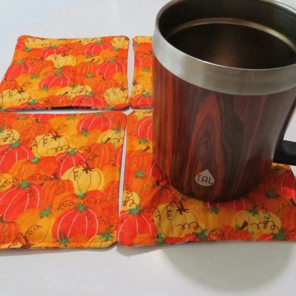 Fabric Coasters, Set Of 4, Reversible With Orange Pumpkins - Picture 5 of 6